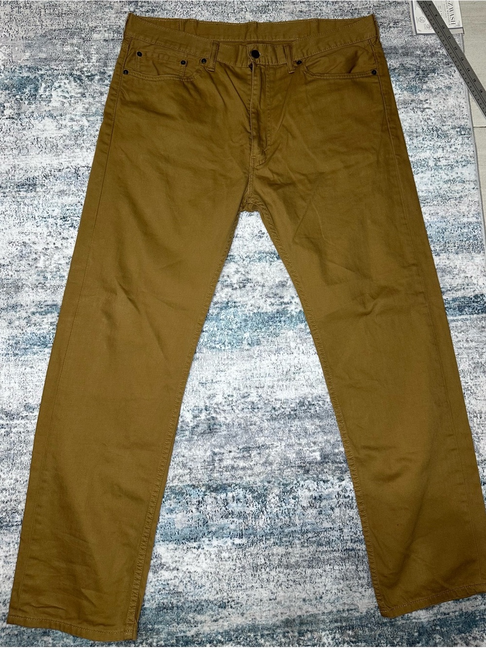 Levi's Men's Straight Chino Pants in Olive Green
